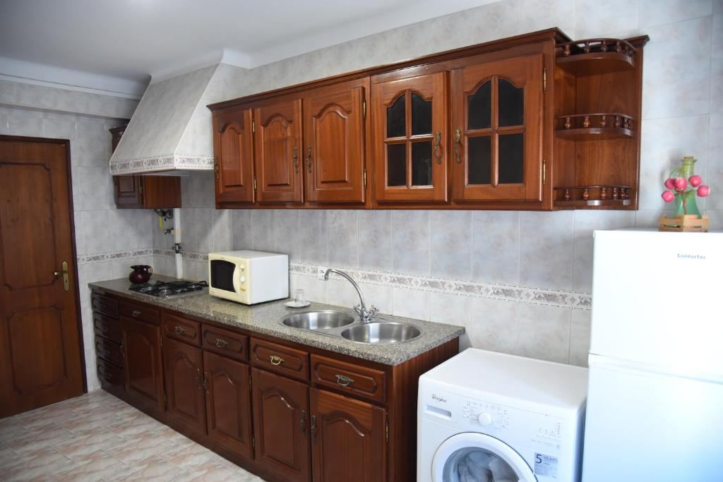 Residencial Flor da Primavera in Azambuja — property photo 20