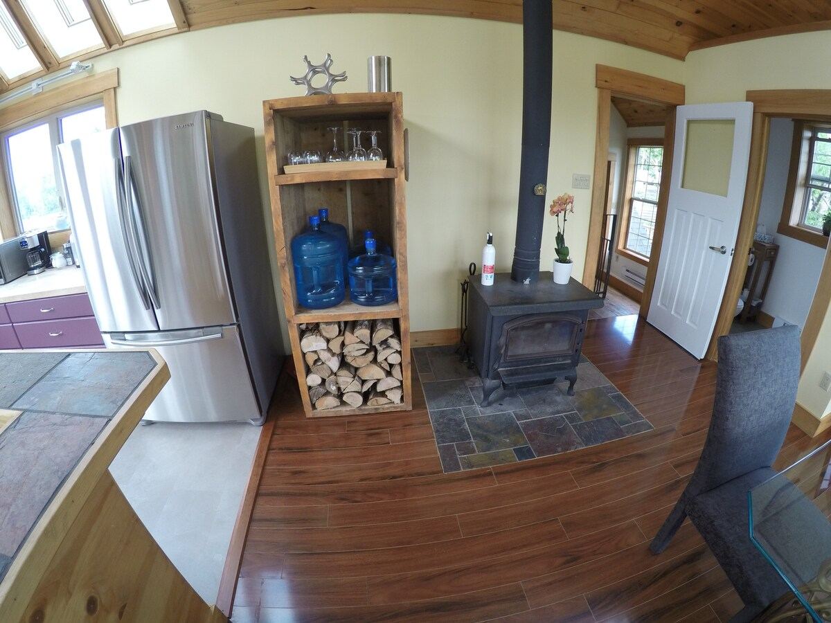 Southside Vacations / Quarterdeck Cottage in Antigonish — property photo 5