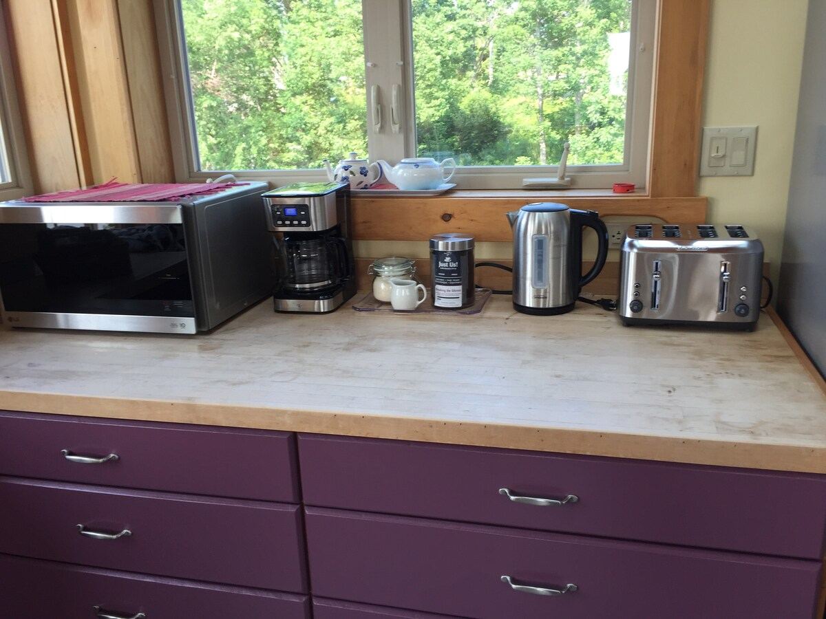 Southside Vacations / Quarterdeck Cottage in Antigonish — property photo 7