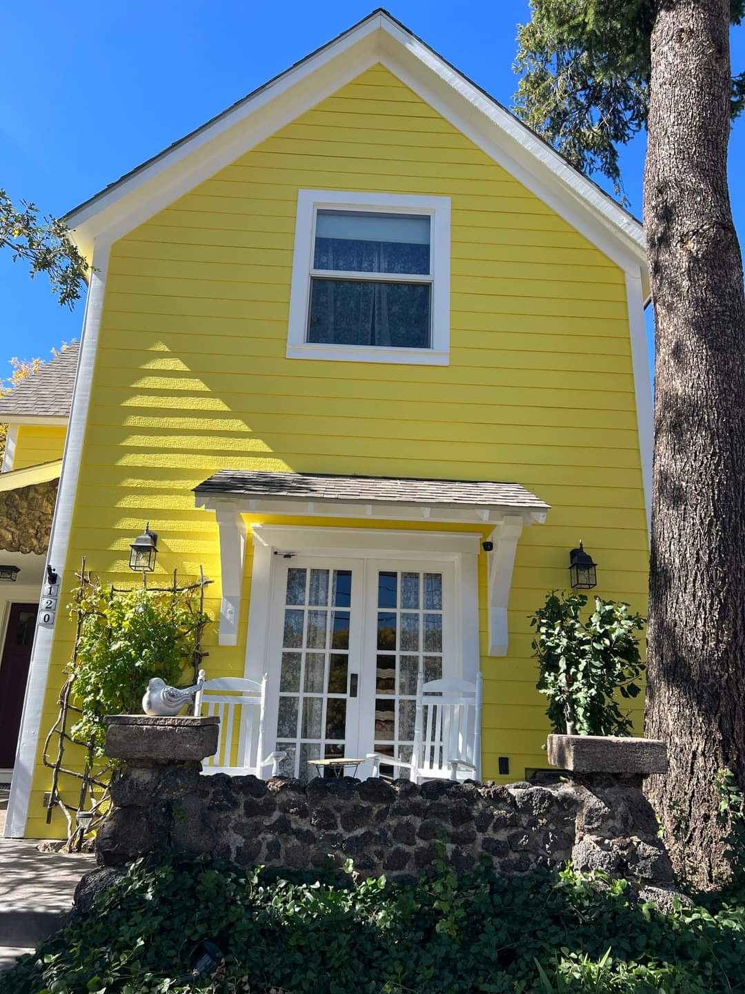 Historic Yellow House in Williams — property photo 5