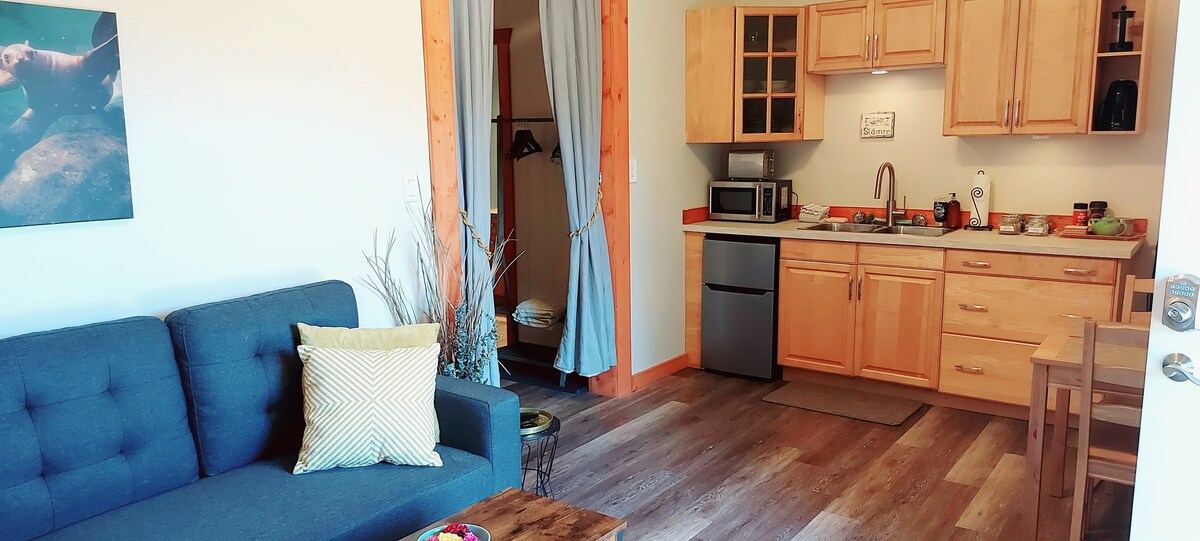Selkie Suite in Ucluelet — property photo 1