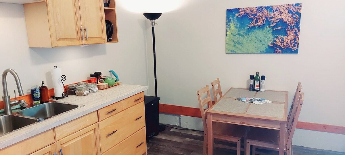 Selkie Suite in Ucluelet — property photo 3