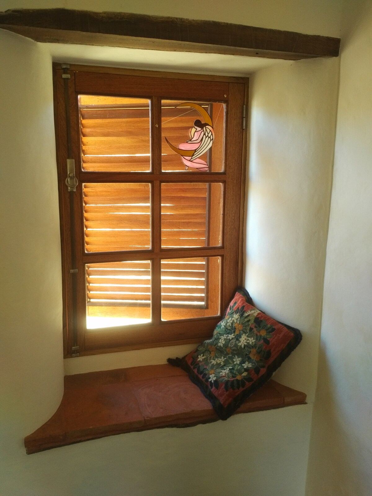 Bedroom detail at Quinta Tranquila in Odeceixe